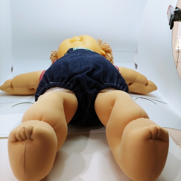 VINTAGE 1983 Cabbage patch kids doll rare collectors Doll New Condition RARE - Picture 5 of 6